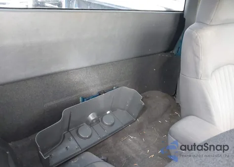 2003 Chevrolet S-10 Ls z USA, uszkodzony, nr VIN 1GCCS19X438235682